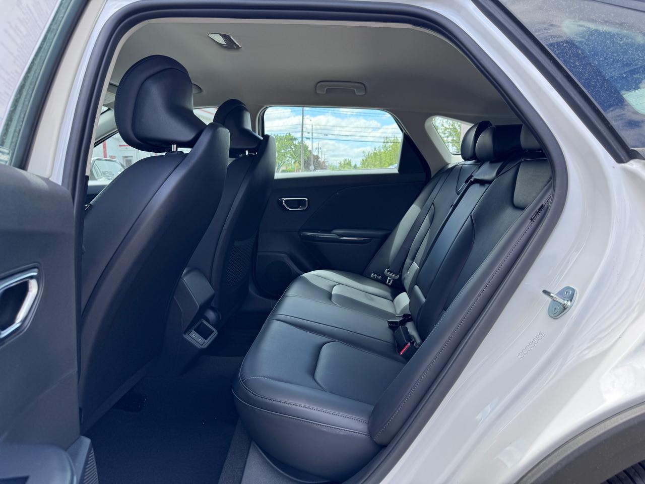 Kia K4 Hatchback EX FWD 2026