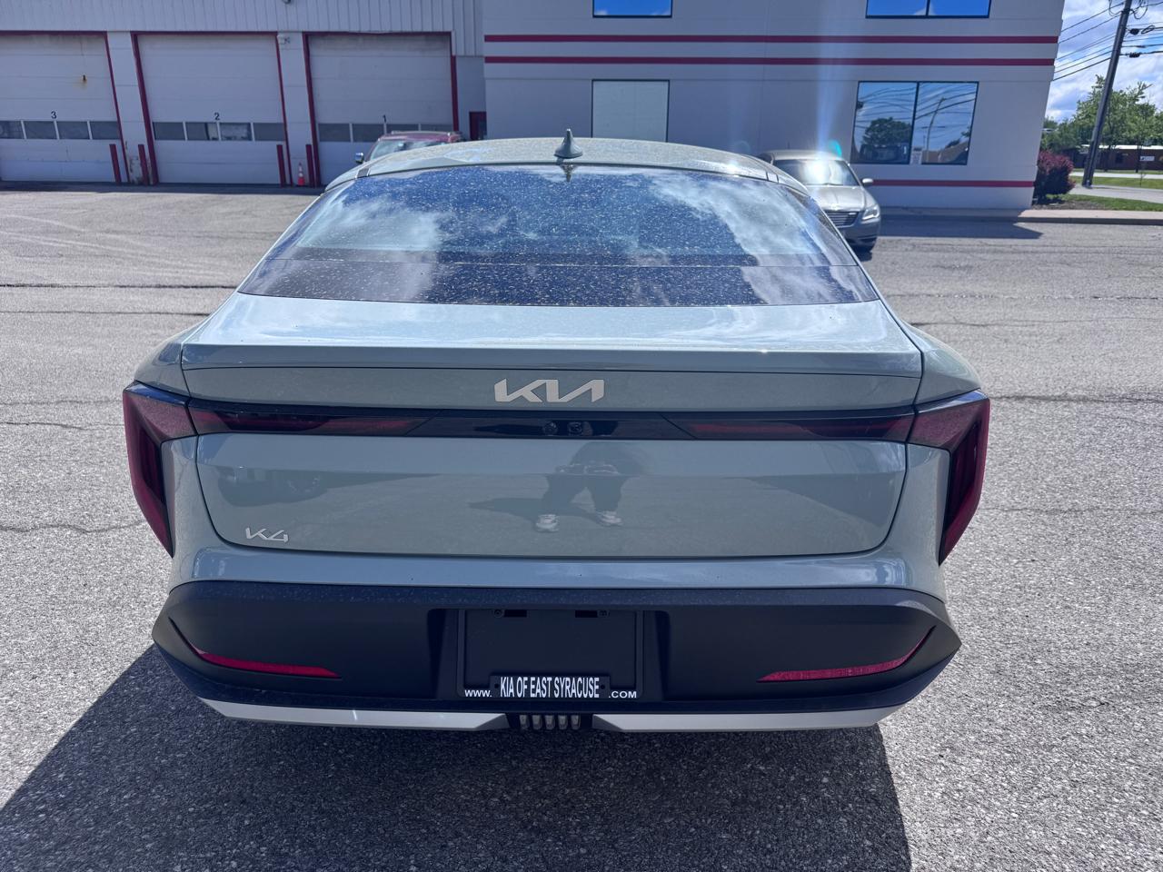 Kia K4 LXS Sedan 2026