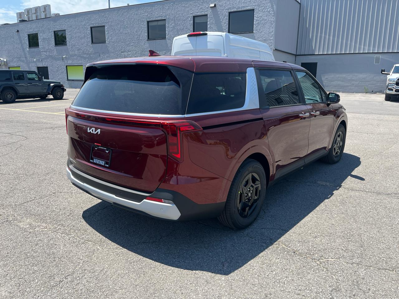 Kia Carnival LXS FWD 2026