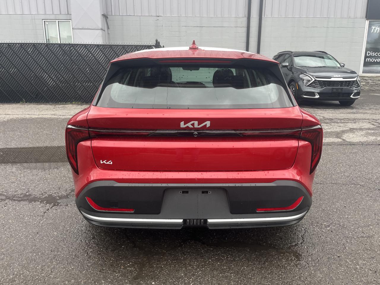 Kia K4 Hatchback EX FWD 2026