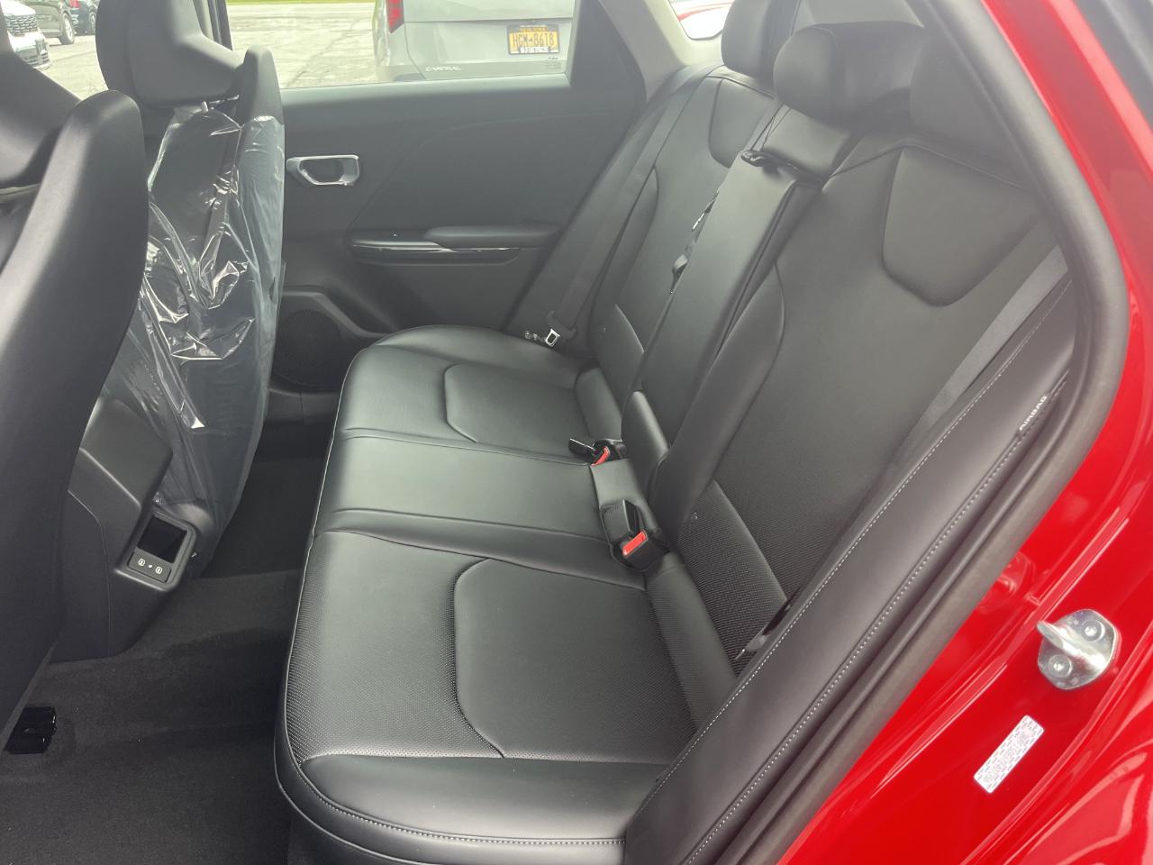 Kia K4 Hatchback EX FWD 2026