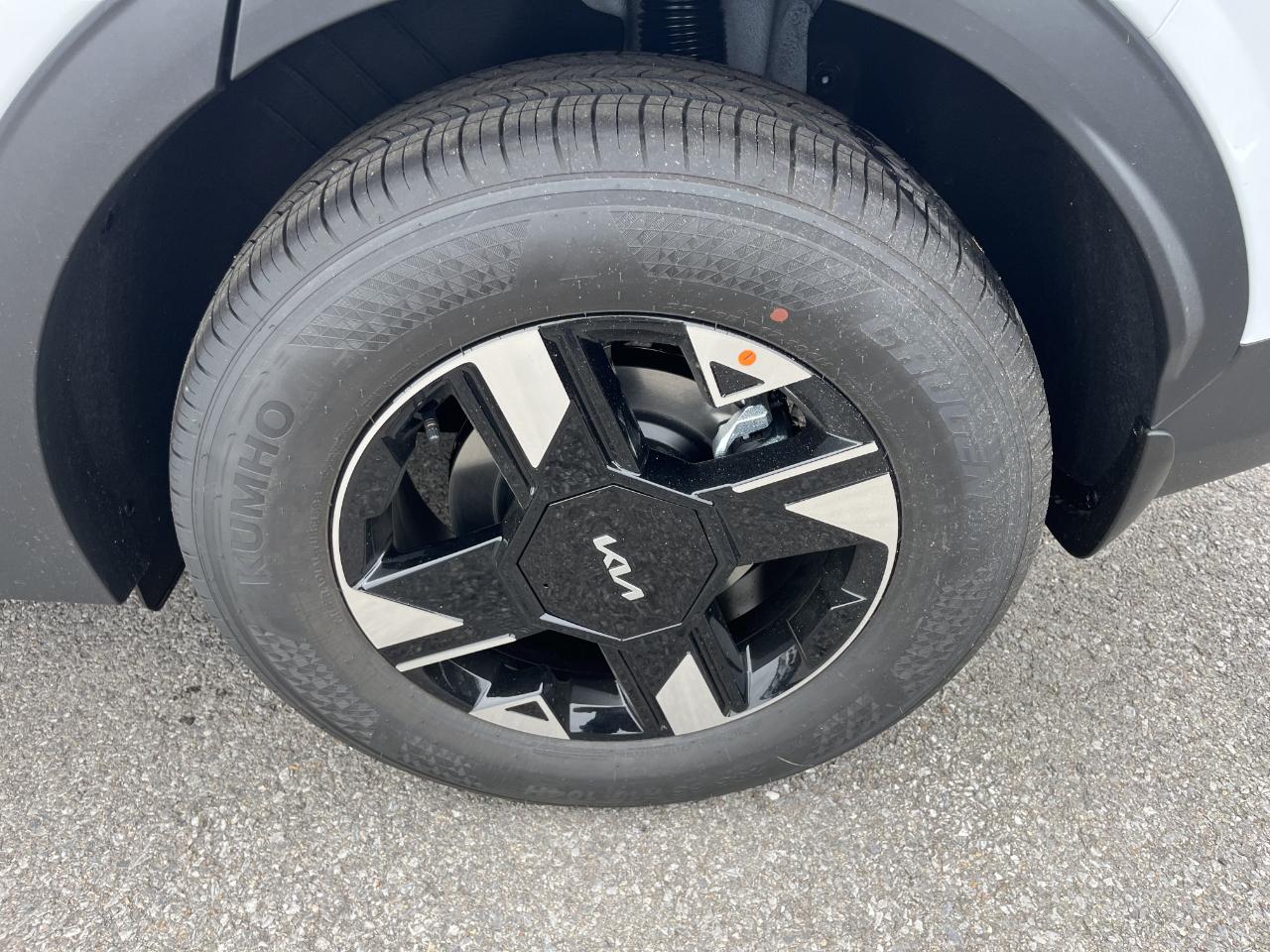 Kia Sportage LX AWD 2027