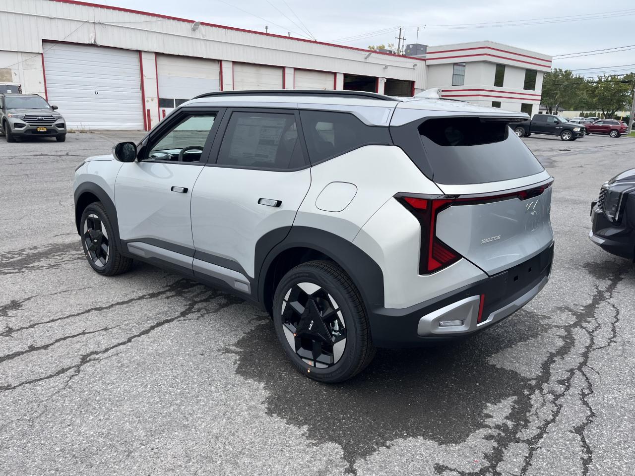 Kia Seltos EX AWD 2027