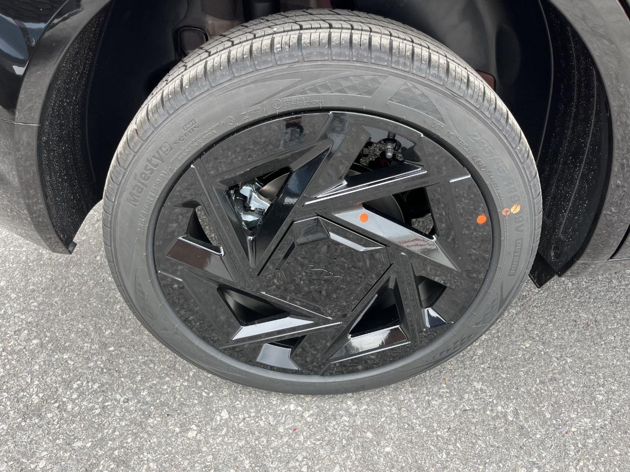 Kia Seltos X-Line SX AWD 2027
