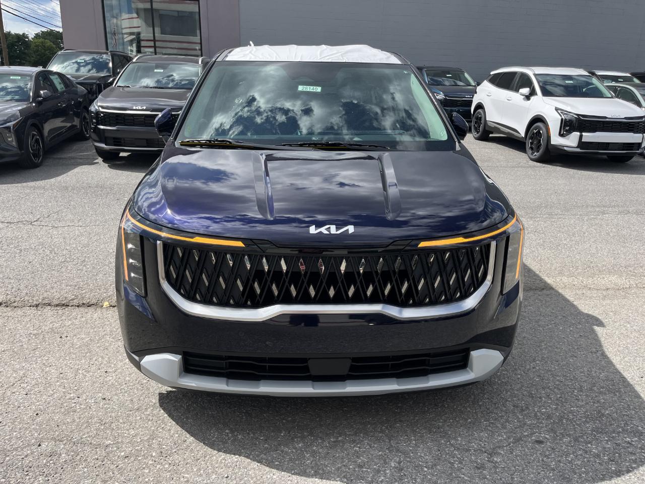 Kia Carnival LX FWD 2027