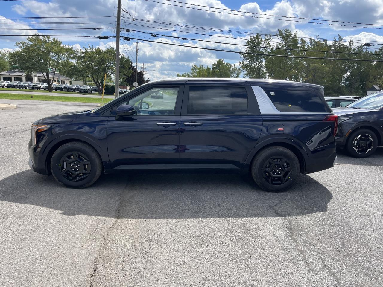 Kia Carnival LX FWD 2027