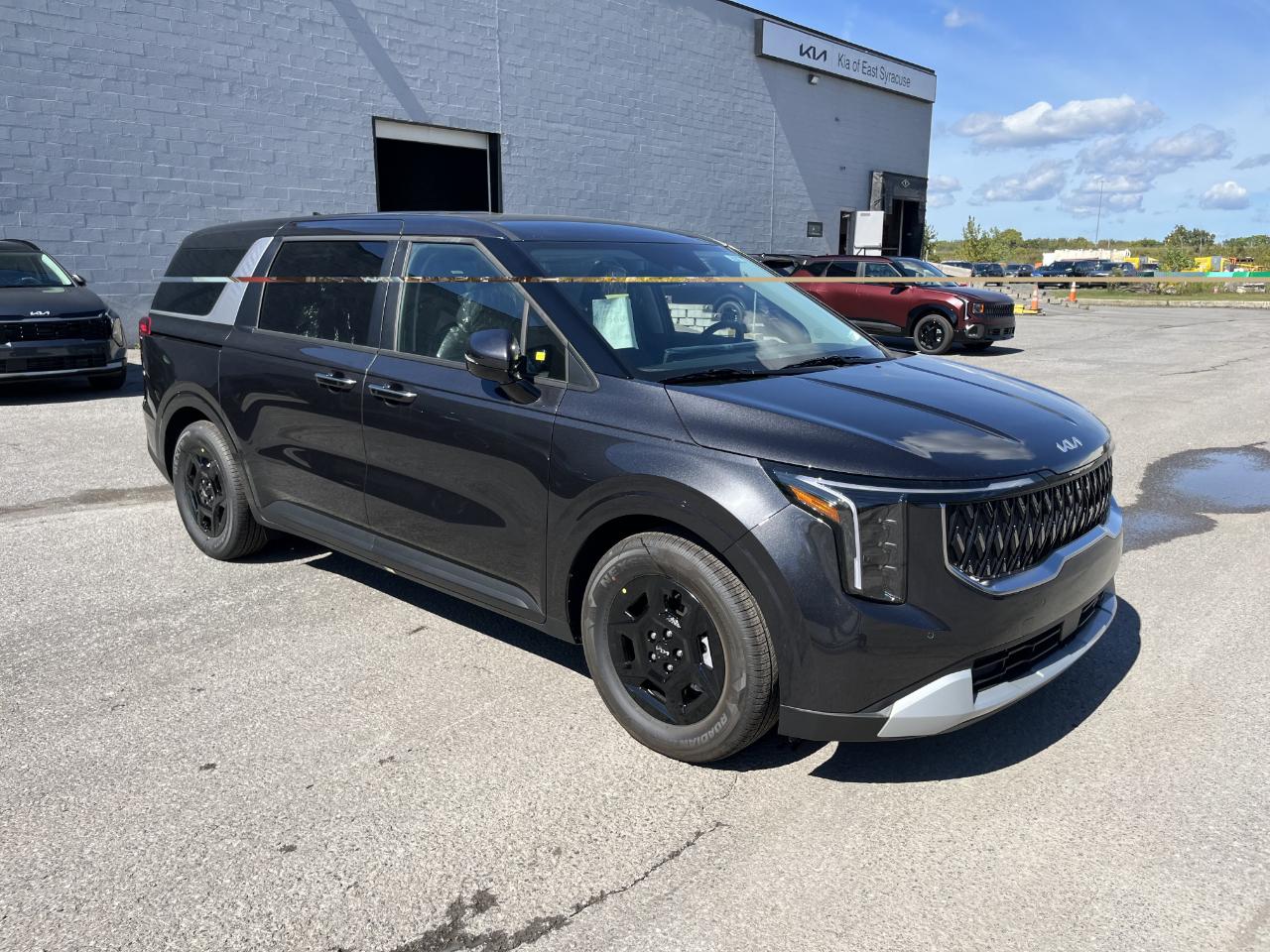 2027 Kia Carnival LXS FWD
