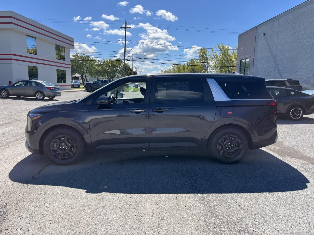 Kia Carnival LXS FWD 2027