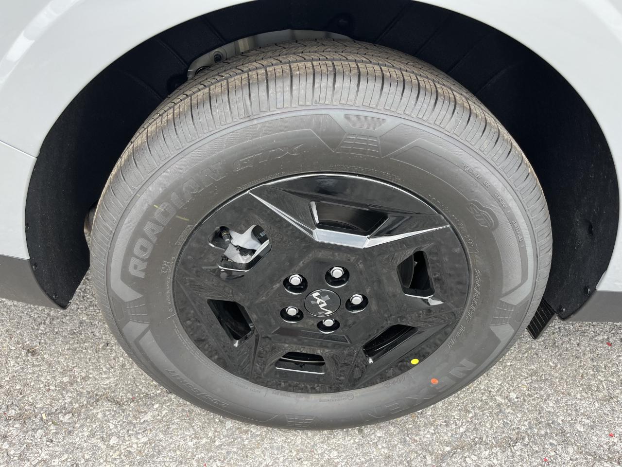 Kia Carnival LX FWD 2027