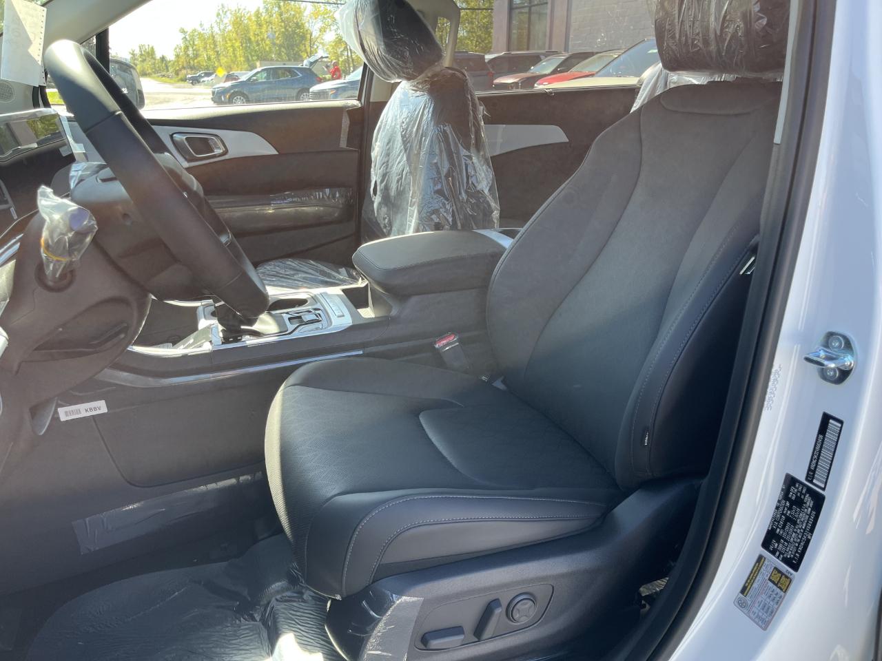 Kia Carnival EX FWD 2027