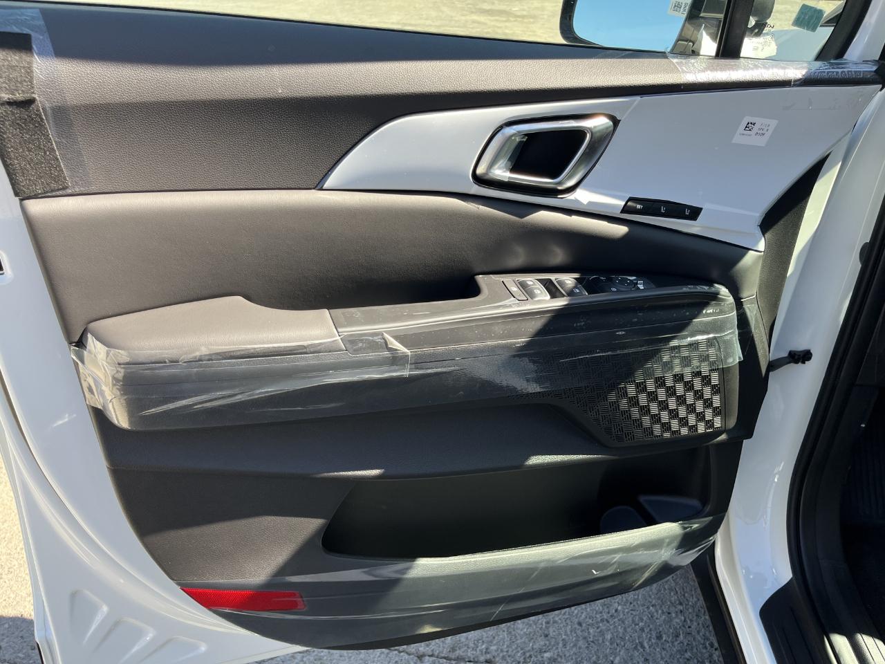 Kia Carnival EX FWD 2027
