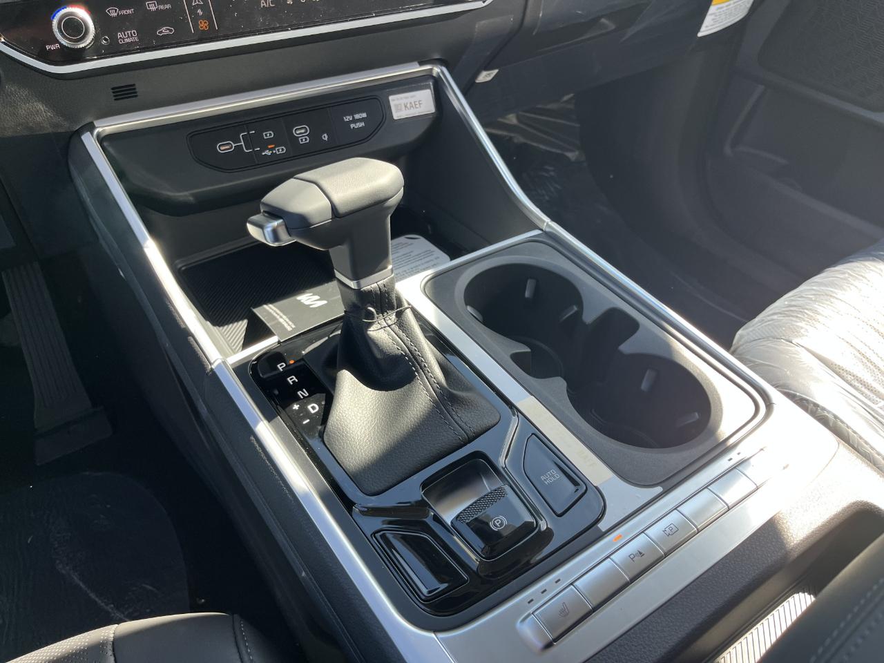 Kia Carnival EX FWD 2027