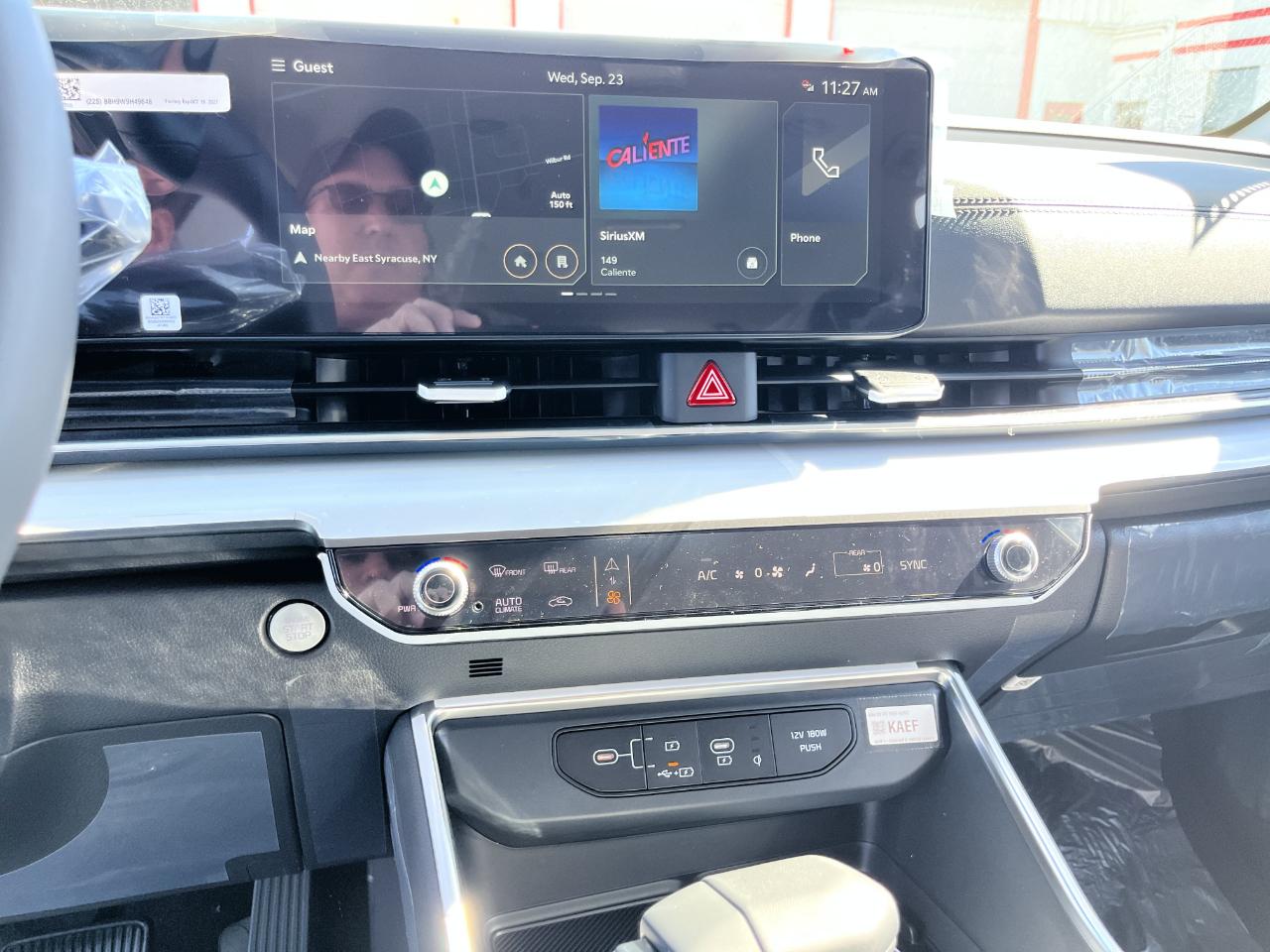 Kia Carnival EX FWD 2027