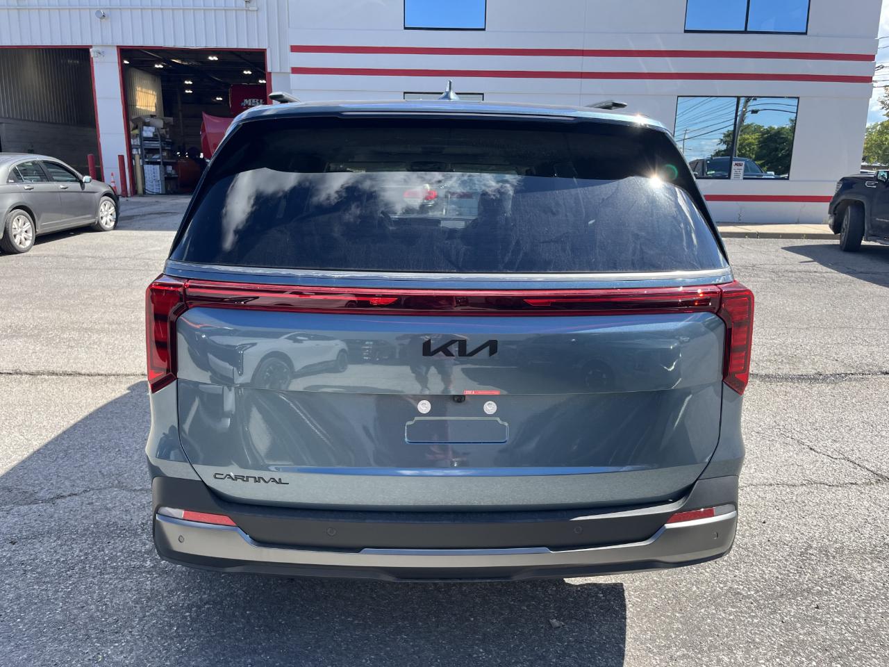 Kia Carnival SX FWD 2027