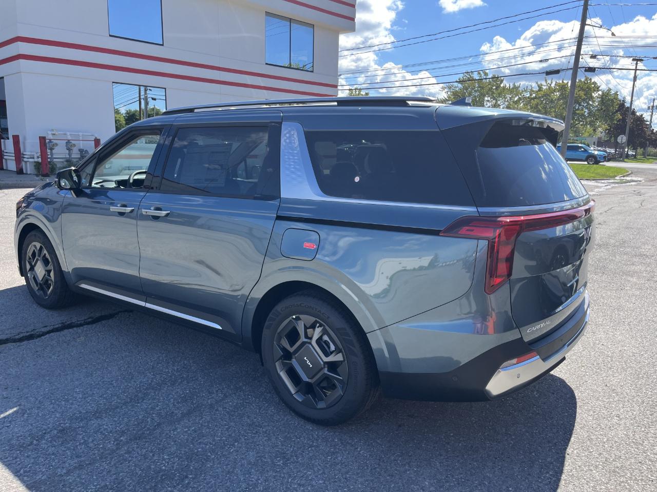 Kia Carnival SX FWD 2027