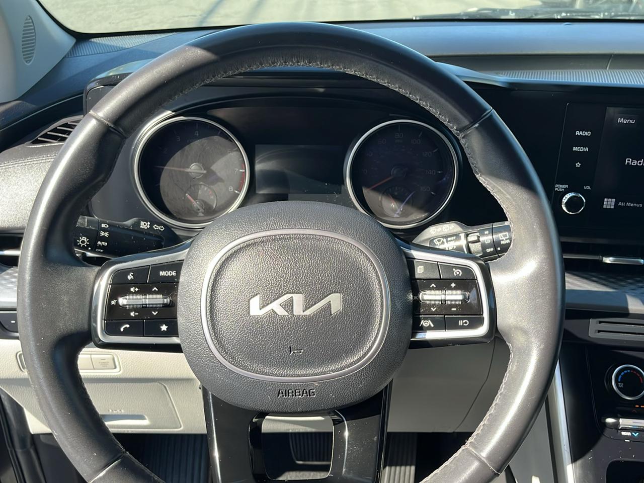 Kia Carnival LX FWD w/Seat Pkg 2024