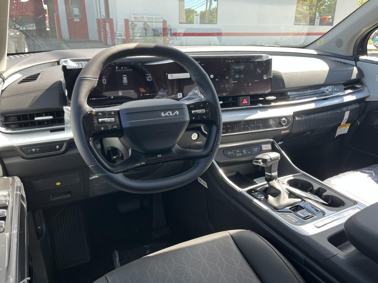 Kia Carnival EX FWD 2027