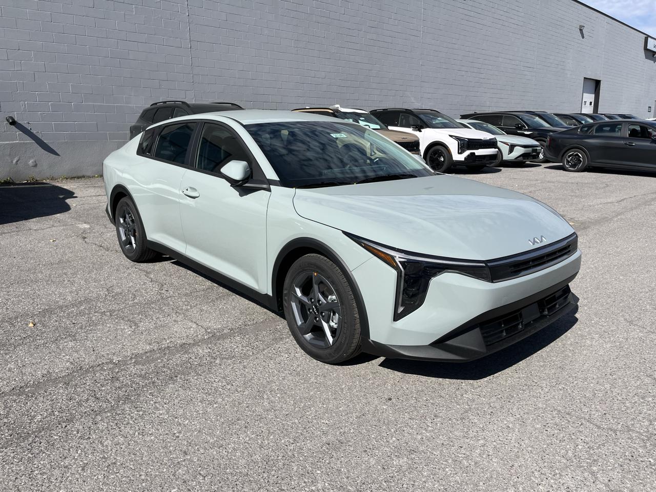 Kia K4 LXS Sedan 2026