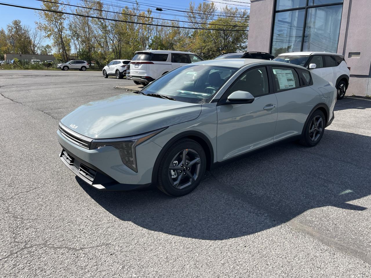 Kia K4 LXS Sedan 2026