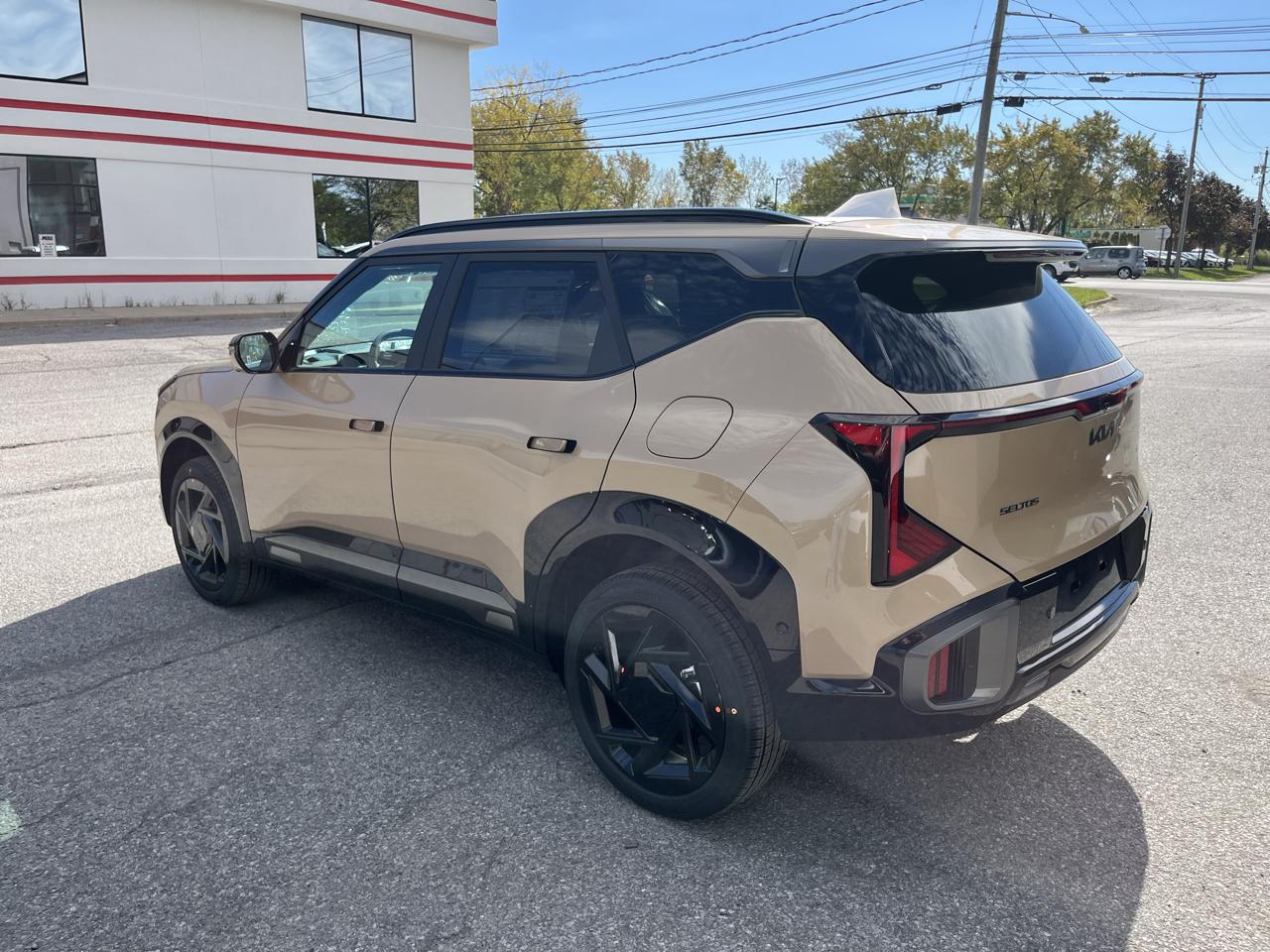 Kia Seltos X-Line SX AWD 2027