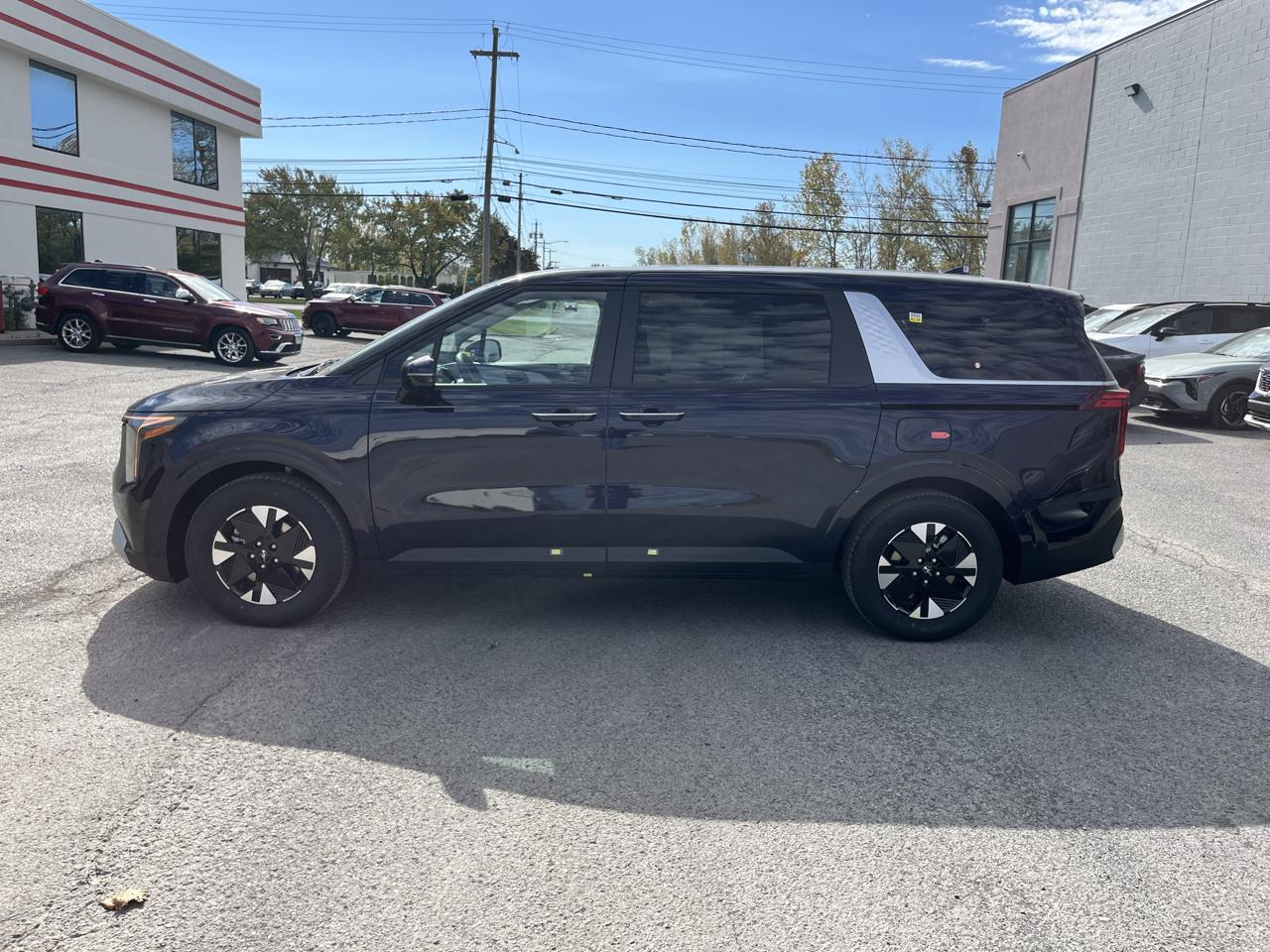 Kia Carnival Hybrid LXS FWD 2027