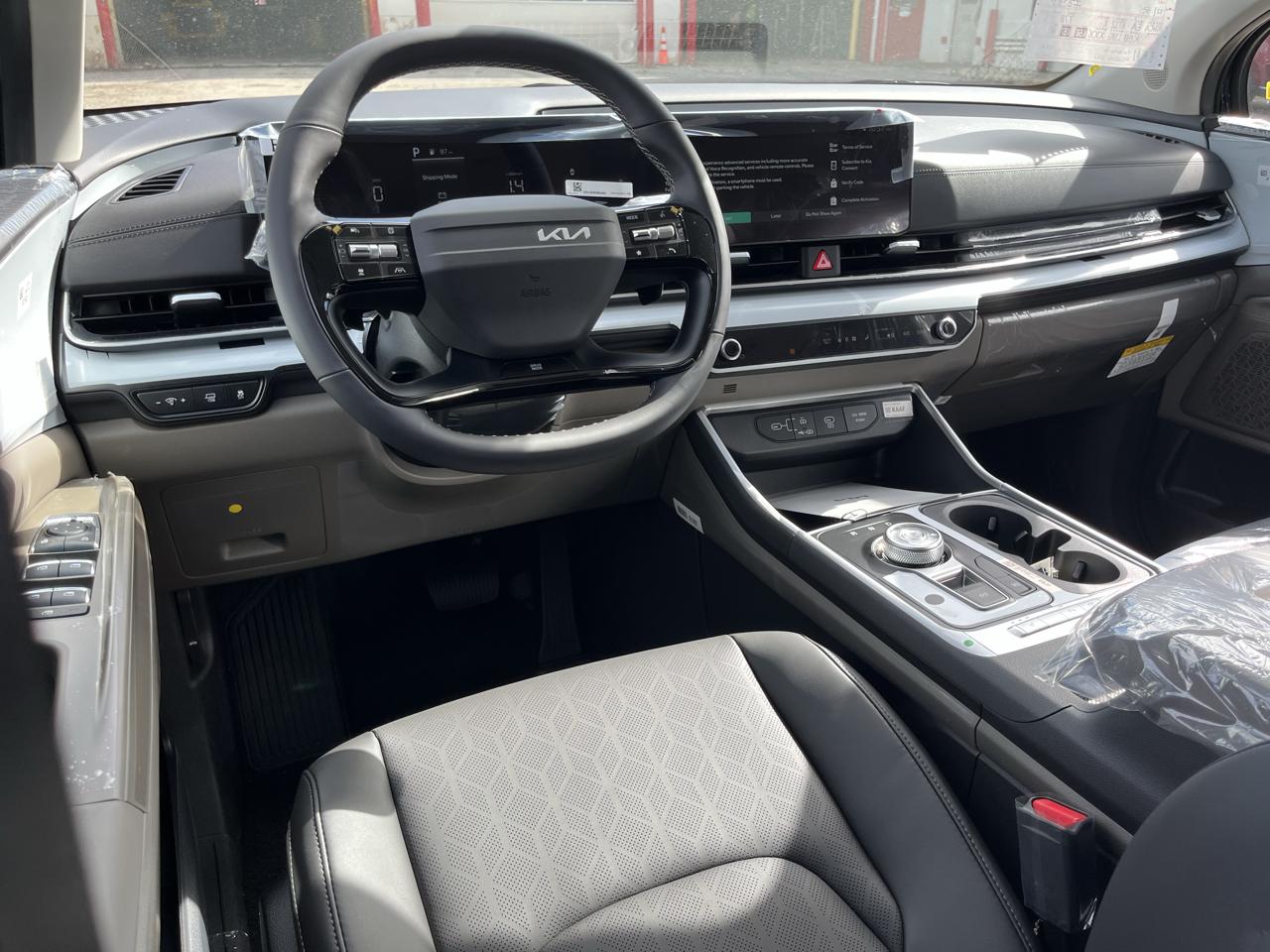 Kia Carnival Hybrid LXS FWD 2027