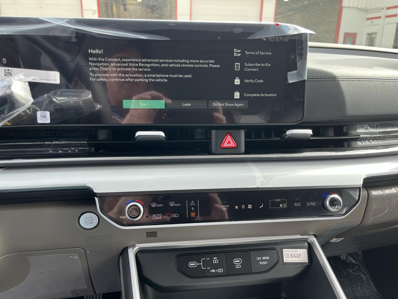 Kia Carnival Hybrid LXS FWD 2027
