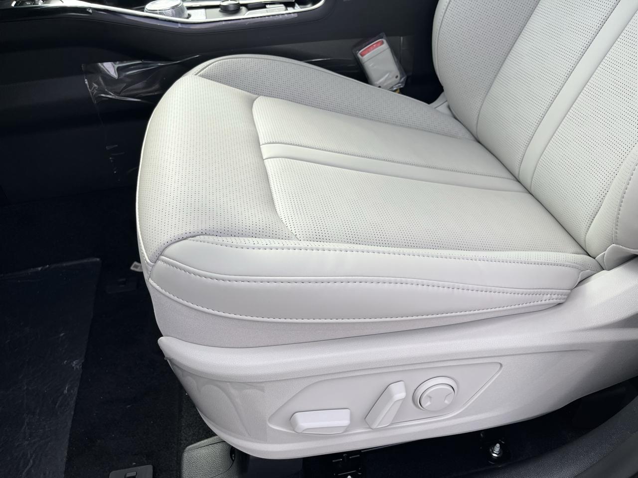 Kia Sorento Hybrid EX AWD 2026