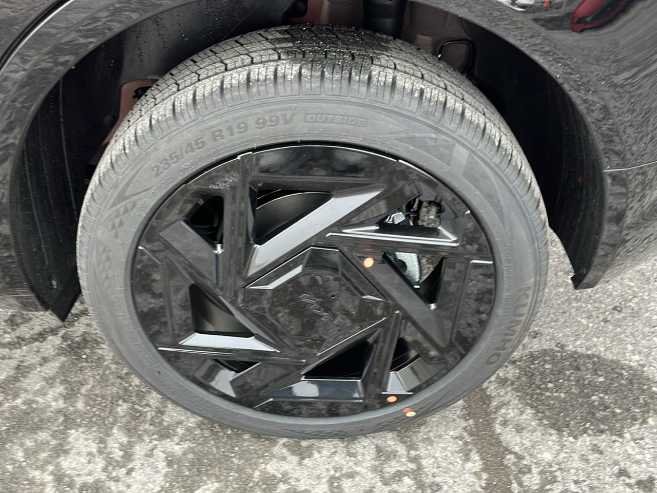 Kia Seltos X-Line SX AWD 2027