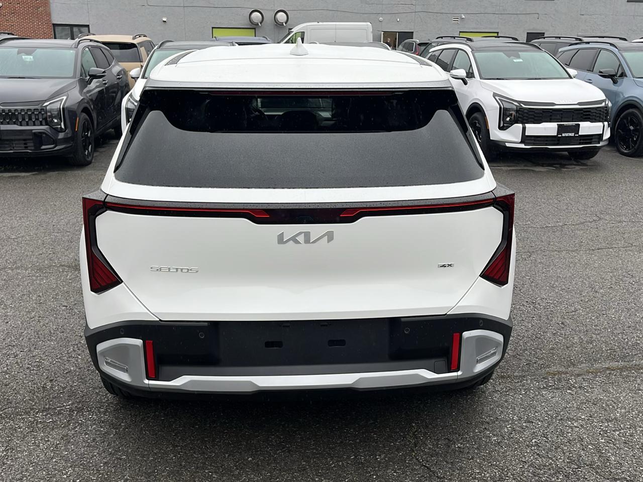 Kia Seltos LX AWD 2027