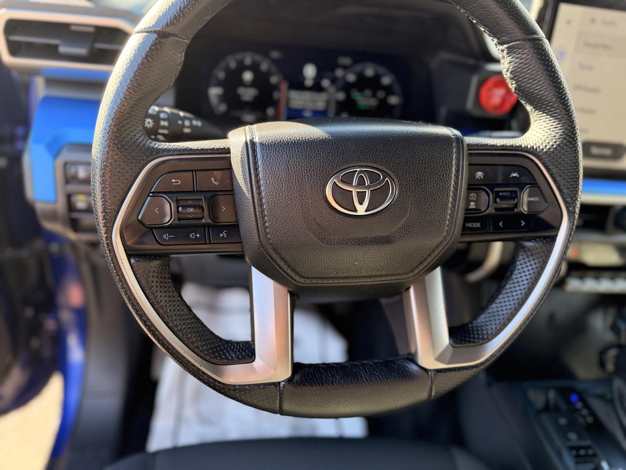 Toyota Tacoma 4WD TRD Off Road Double Cab 5' Bed MT (Natl) 2024