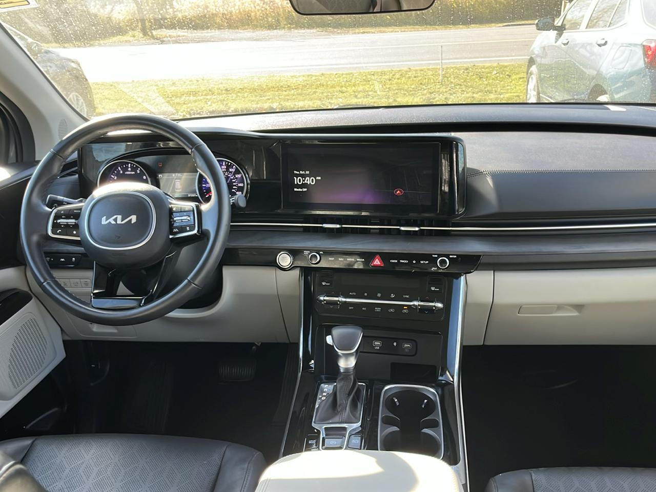 Kia Carnival EX FWD 2024