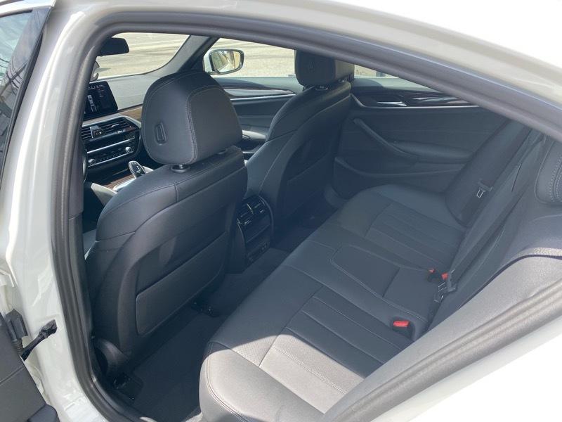 BMW 5-Series 530i xDrive 2023