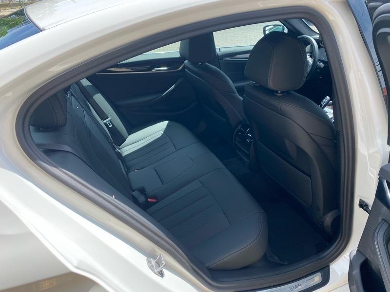 BMW 5-Series 530i xDrive 2023