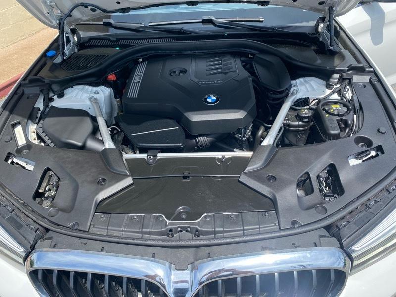 BMW 5-Series 530i xDrive 2023