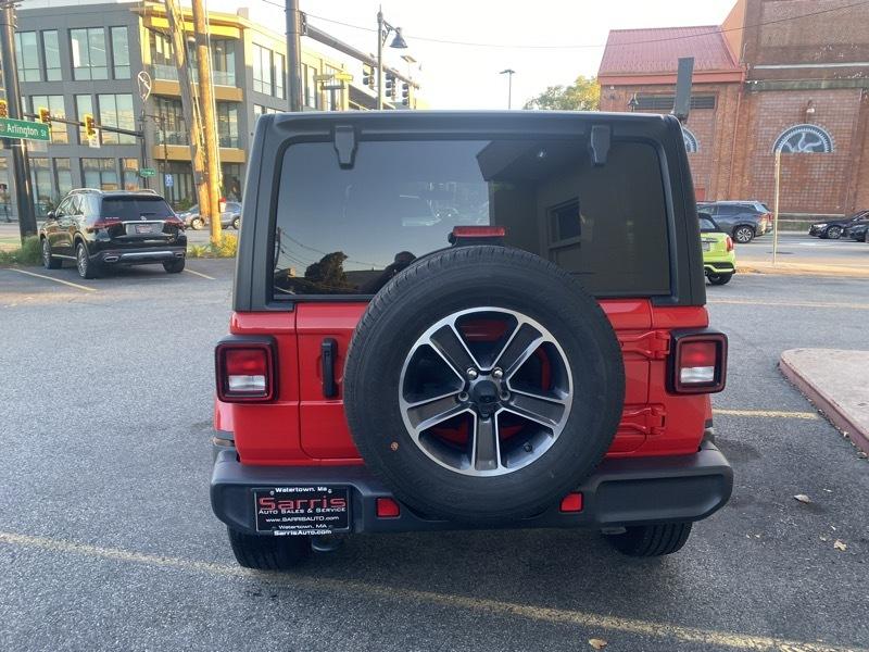 2023 Jeep Wrangler 4-Door Sahara - Photo 6