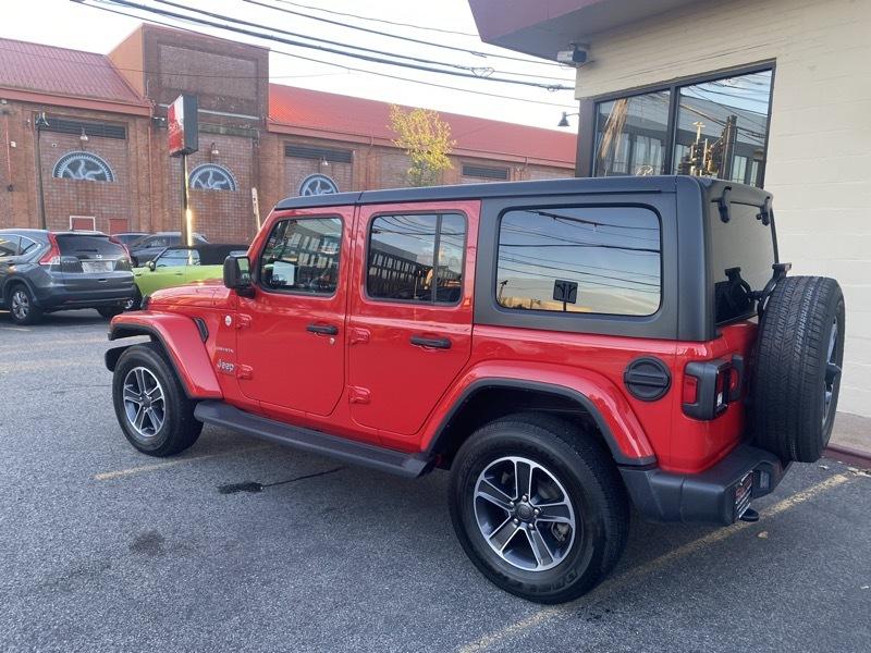 2023 Jeep Wrangler 4-Door Sahara - Photo 7