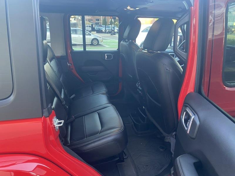 2023 Jeep Wrangler 4-Door Sahara - Photo 13