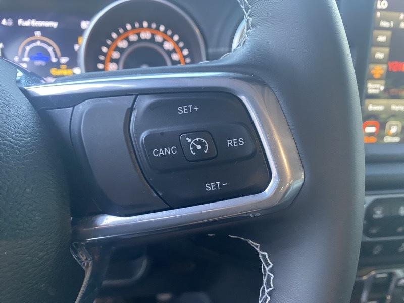 2023 Jeep Wrangler 4-Door Sahara - Photo 19