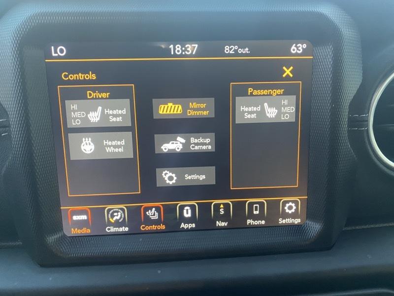 2023 Jeep Wrangler 4-Door Sahara - Photo 24