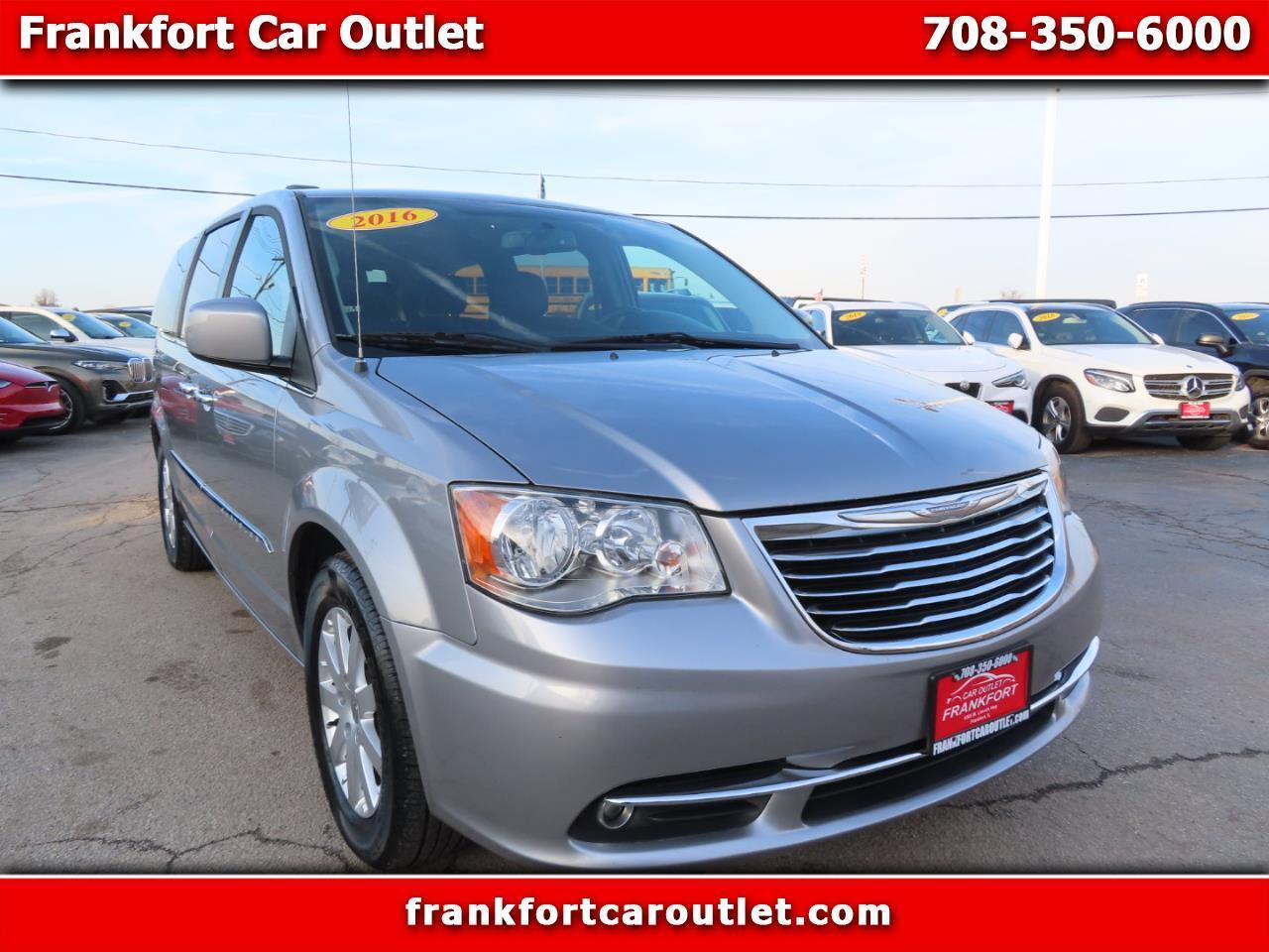 Chrysler Town & Country 4dr Wgn Touring 2016
