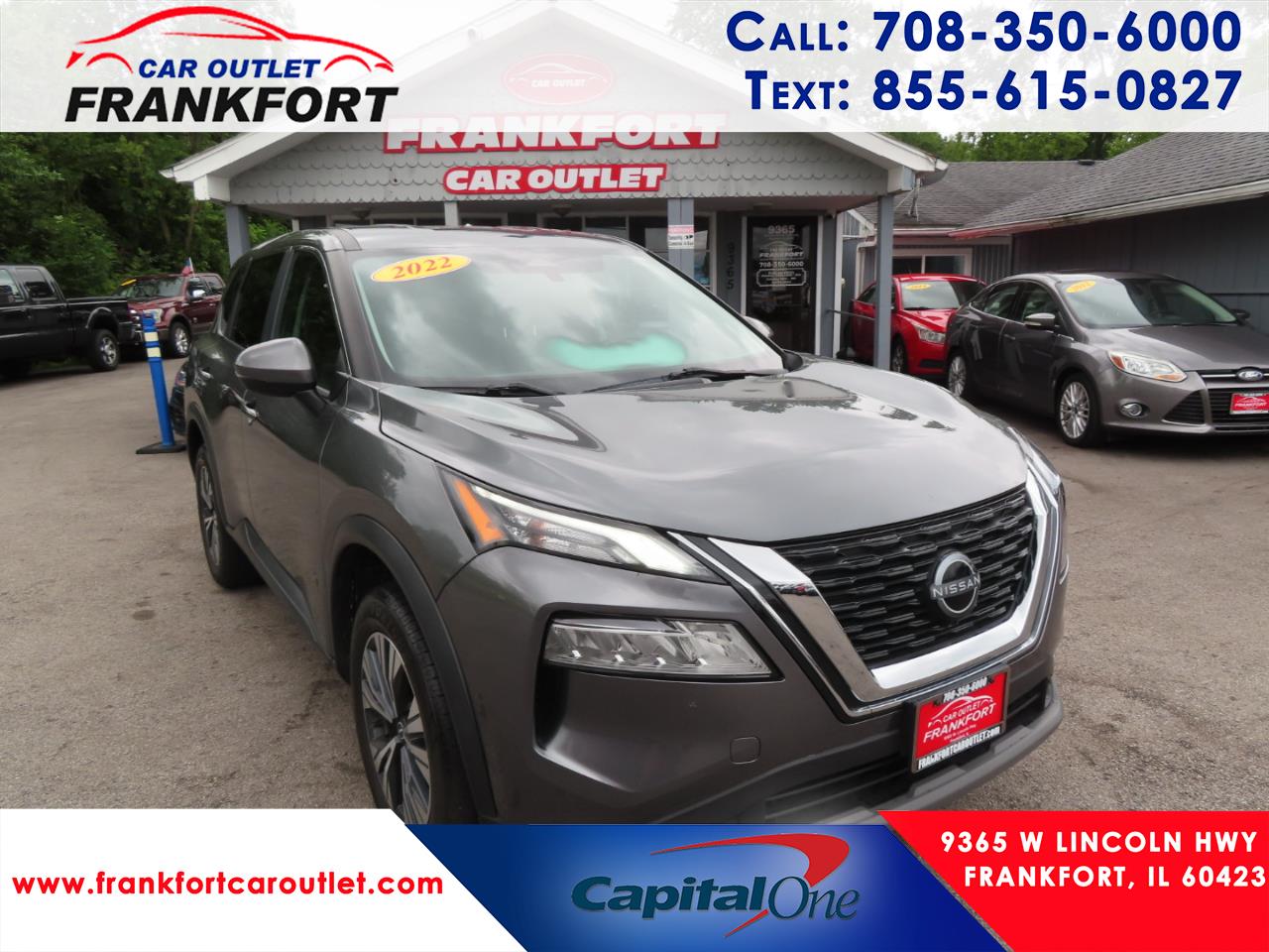 2022 Nissan Rogue SV's photo