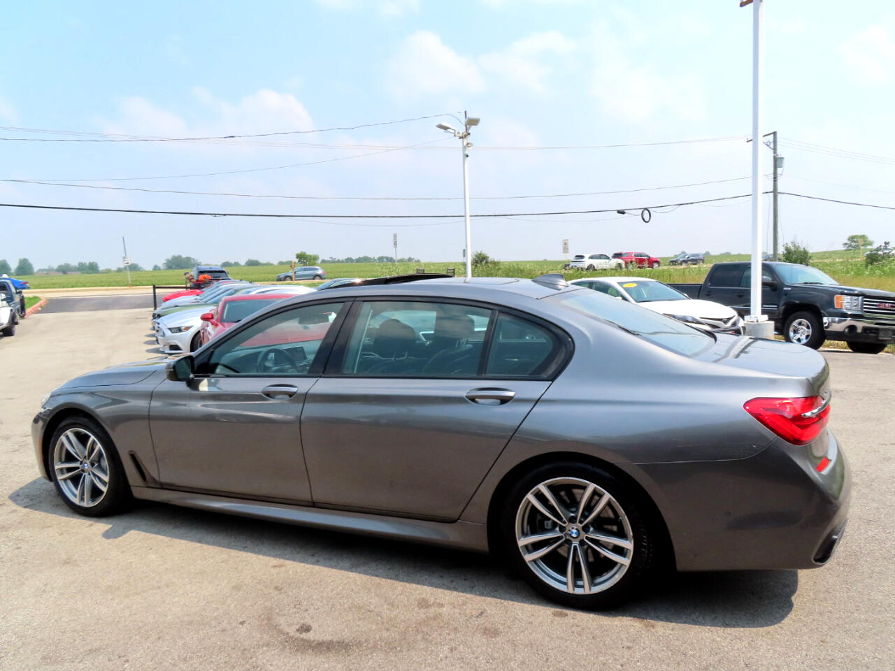 BMW 7 Series 750i xDrive Sedan 2019 BMW 7 Series 750i xDrive Sedan 2019
