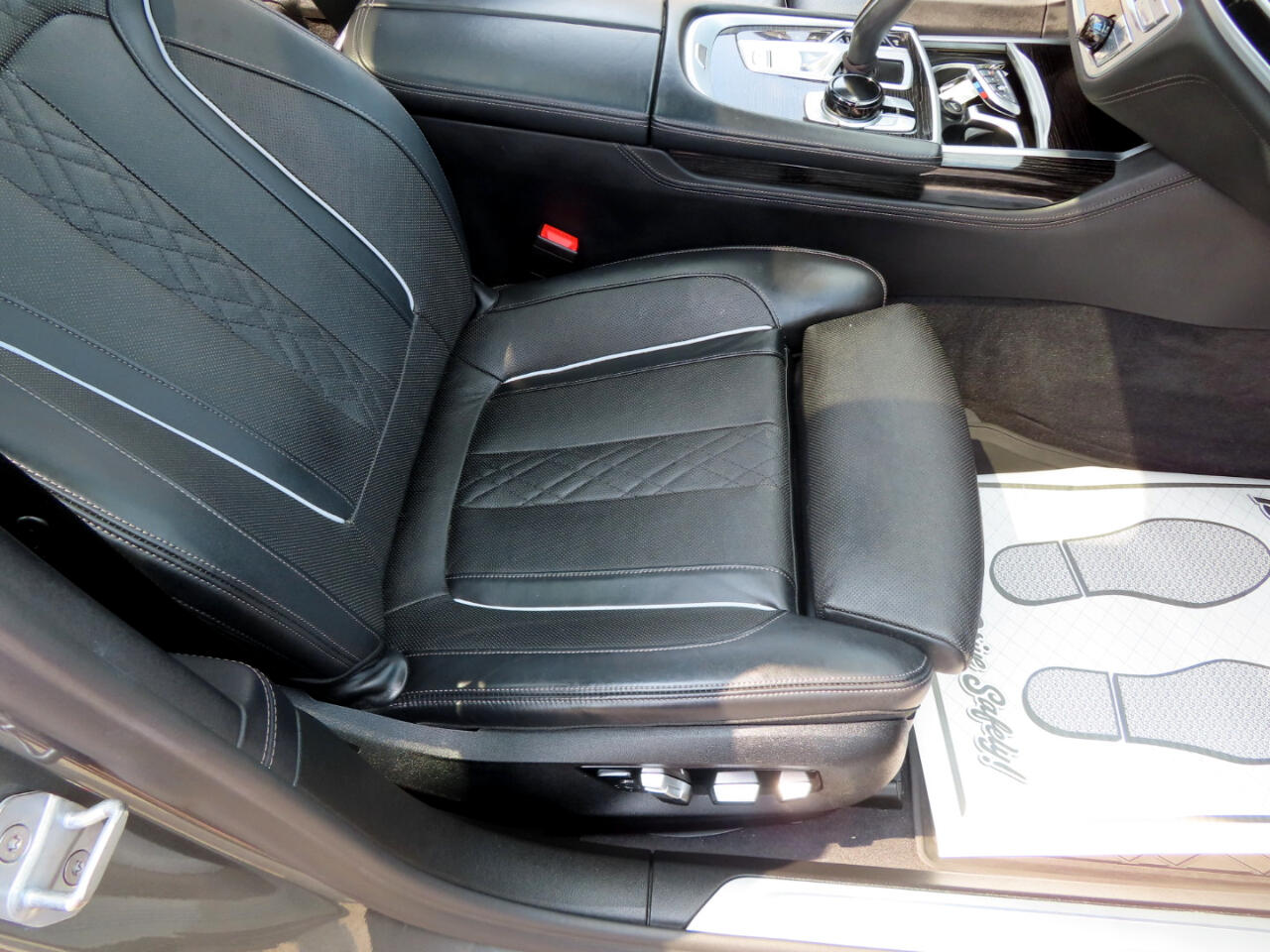 BMW 7 Series 750i xDrive Sedan 2019 BMW 7 Series 750i xDrive Sedan 2019