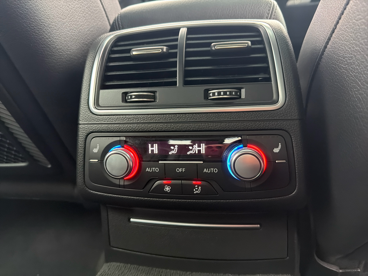 Audi A7 4dr HB quattro 3.0 Prestige 2016