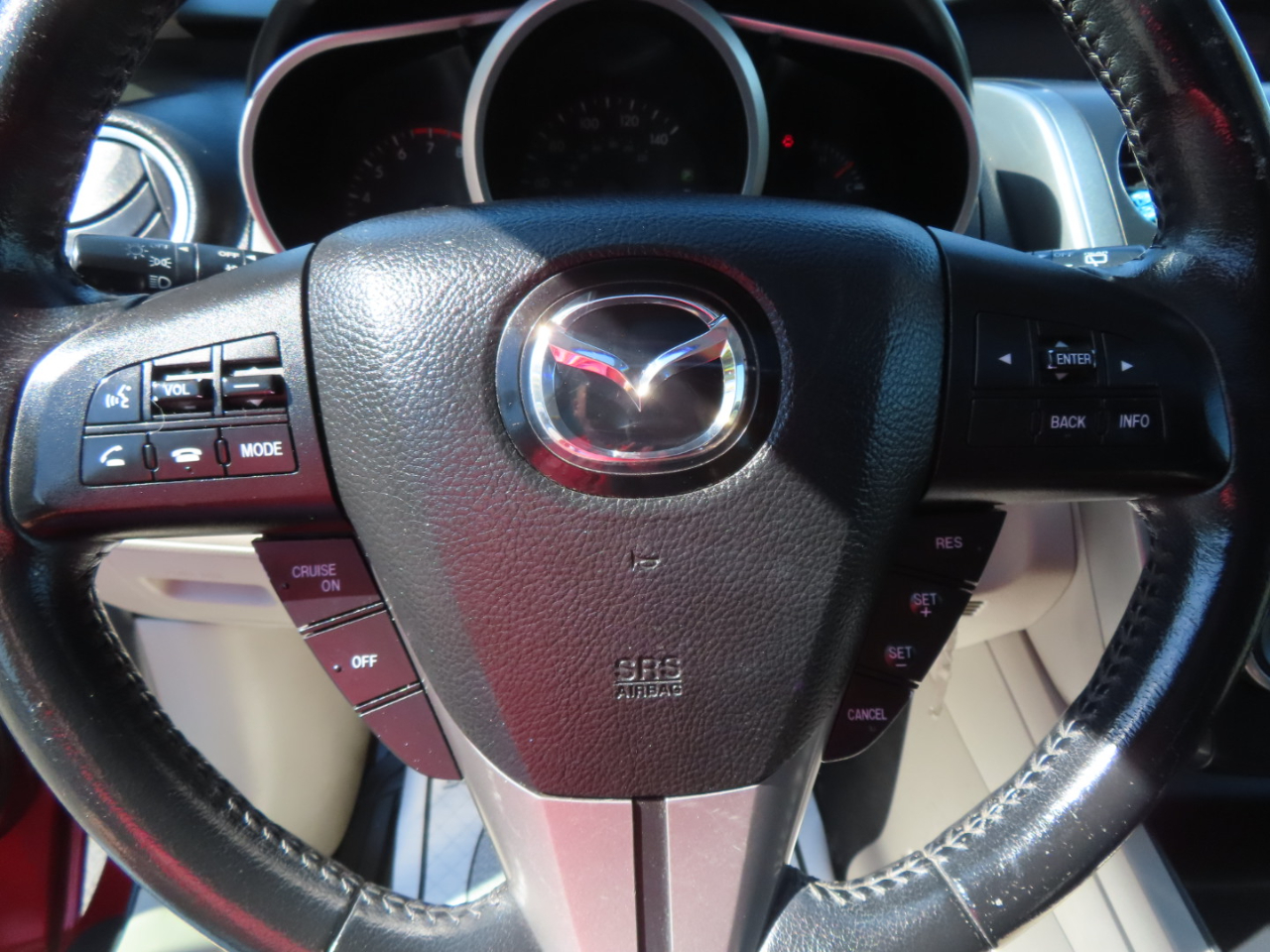 Mazda CX-7 FWD 4dr i Sport 2011 Mazda CX-7 FWD 4dr i Sport 2011