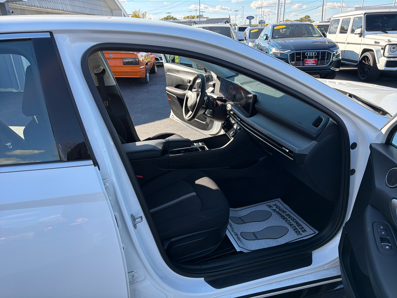 Hyundai Sonata SEL FWD 2025 Hyundai Sonata SEL FWD 2025