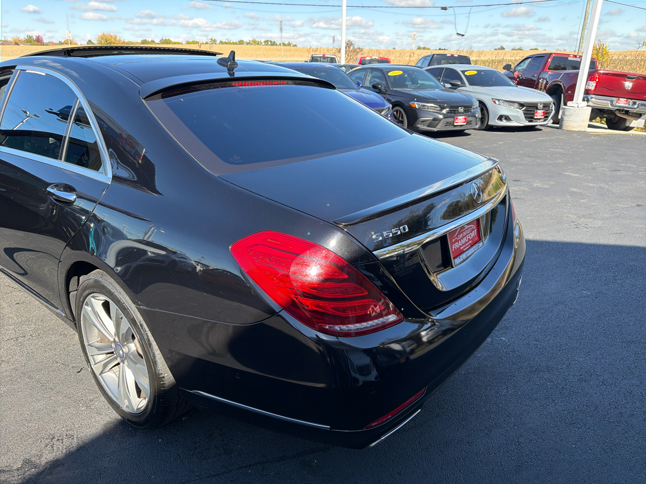Mercedes-Benz S-Class 4dr Sdn S 550 4MATIC 2015 Mercedes-Benz S-Class 4dr Sdn S 550 4MATIC 2015