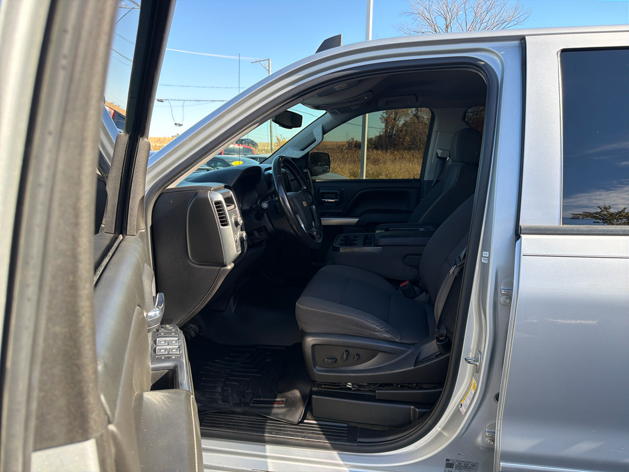 Chevrolet Silverado 1500 4WD Crew Cab 153.0" LT w/1LT 2018 Chevrolet Silverado 1500 4WD Crew Cab 153.0" LT w/1LT 2018