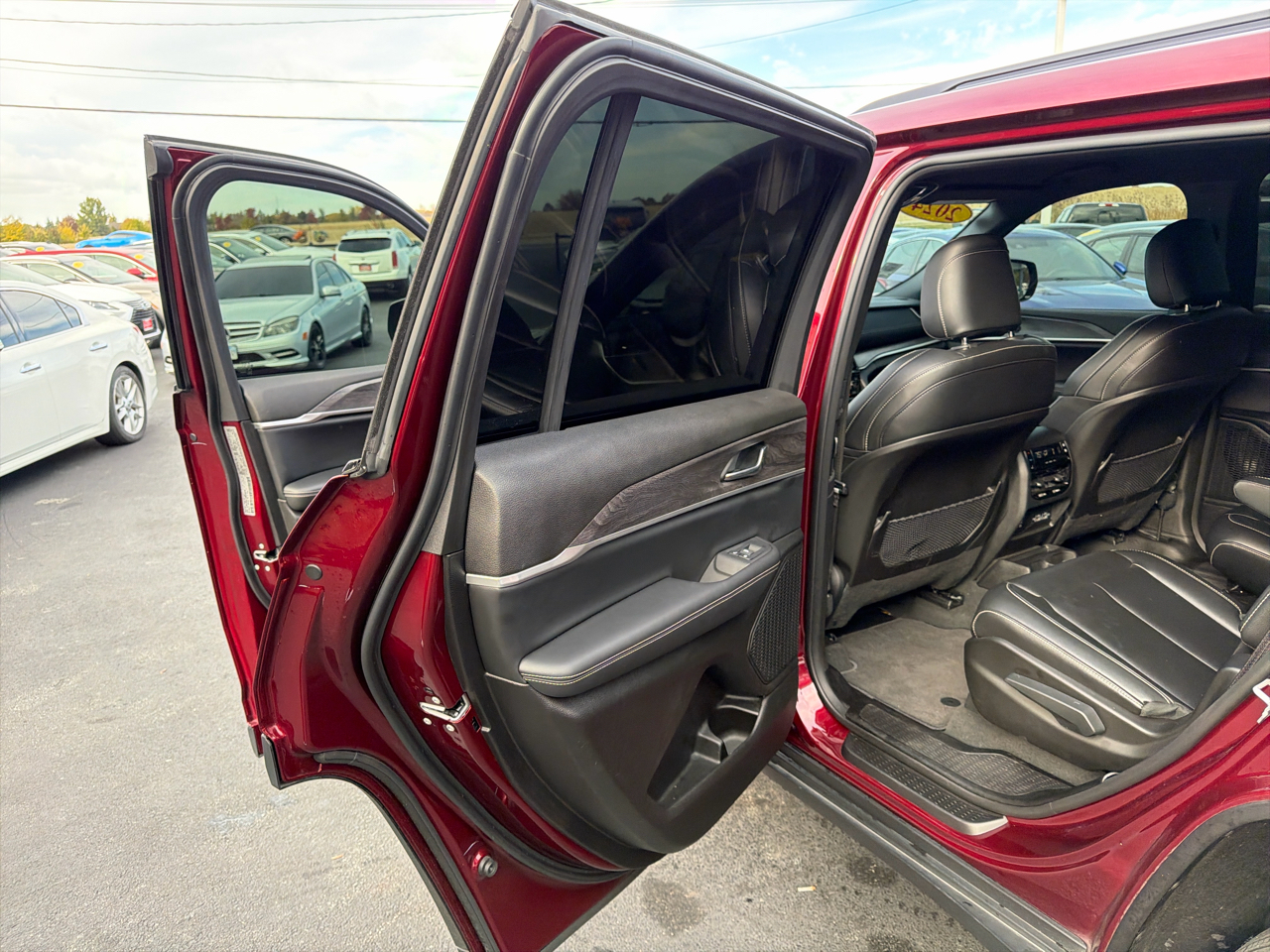 Jeep Grand Cherokee L Limited 4x4 2024 Jeep Grand Cherokee L Limited 4x4 2024